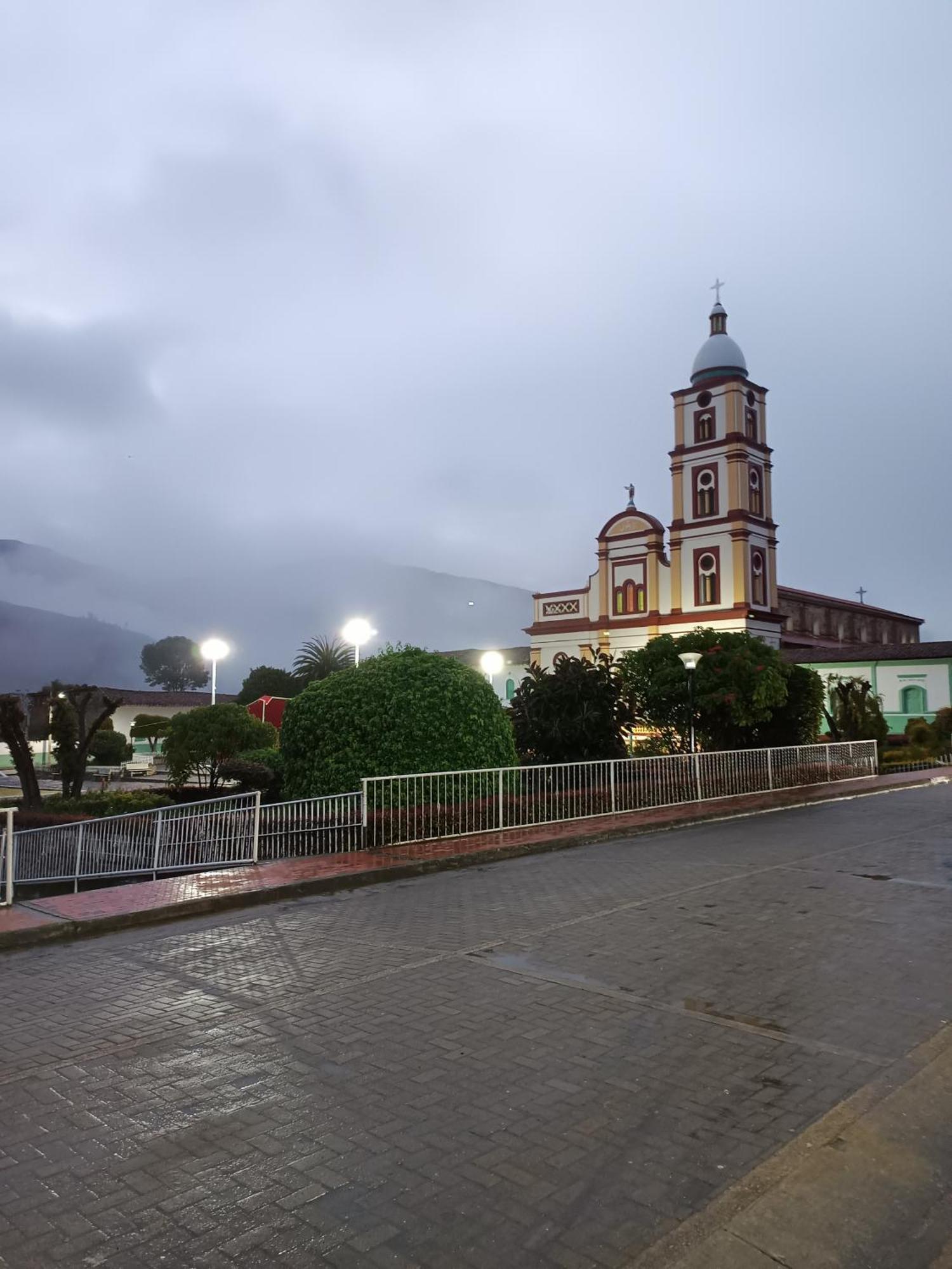 Gll Hotel El Cocuy المظهر الخارجي الصورة